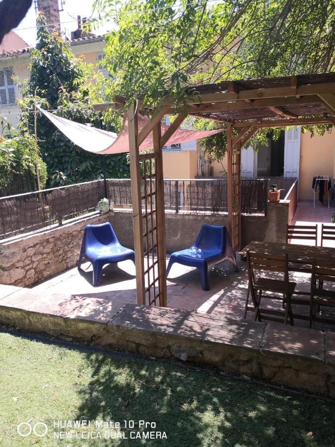Appartement Avec Jardin Privatif Centre Ville Hyères Exterior foto